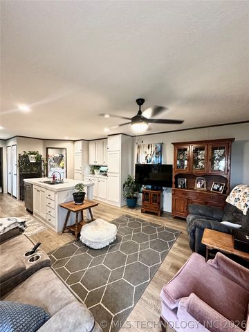 120 S 6th Street, Porter, OK 74454