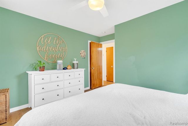 2287 Moorhouse Street, Ferndale, MI 48220