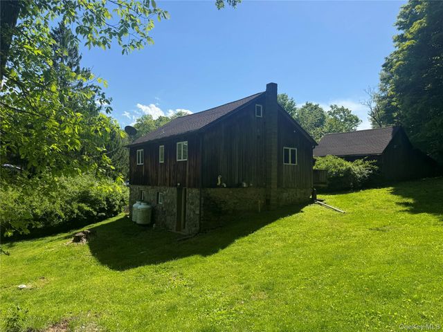 84 Foster Road, Middletown, NY 10941