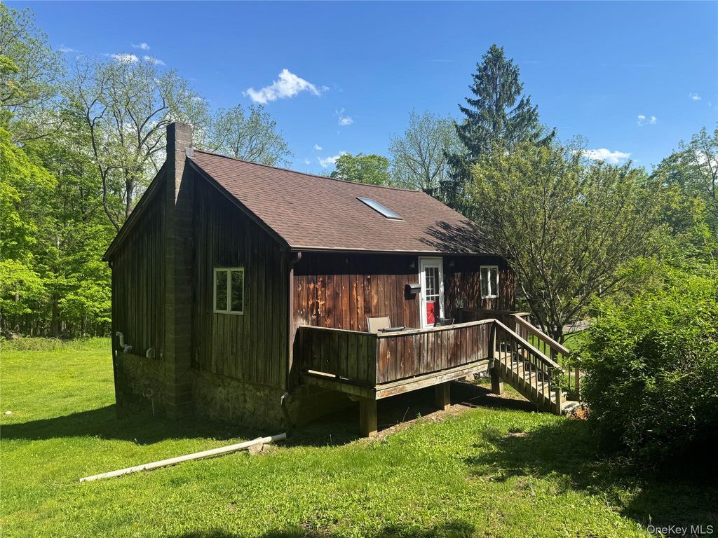 84 Foster Road, Middletown, NY 10941