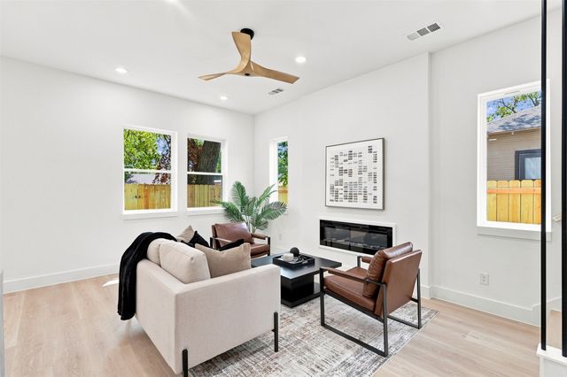 3110 Pennsylvania Avenue, Dallas, TX 75215
