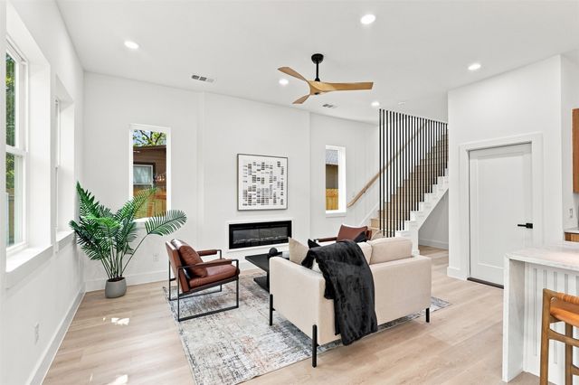 3110 Pennsylvania Avenue, Dallas, TX 75215