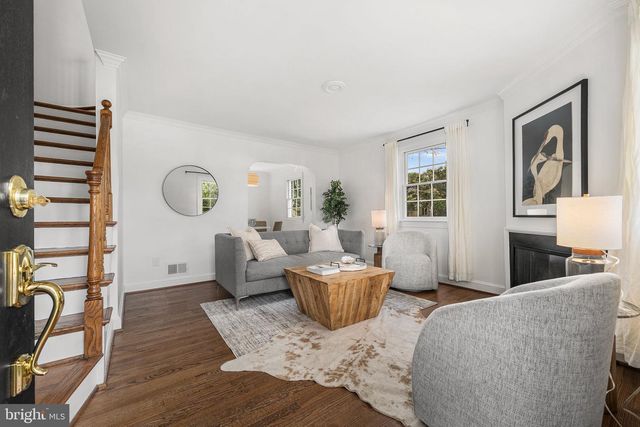 1506 WAYNE ST, Alexandria, VA 22301