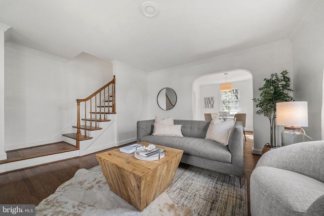 1506 WAYNE ST, Alexandria, VA 22301
