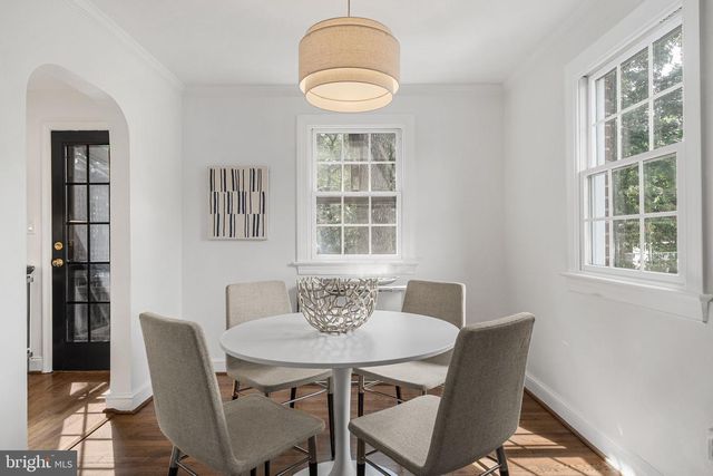 1506 WAYNE ST, Alexandria, VA 22301
