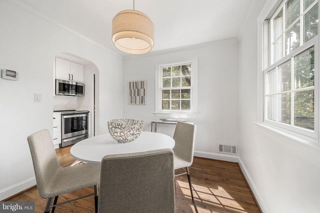 1506 WAYNE ST, Alexandria, VA 22301