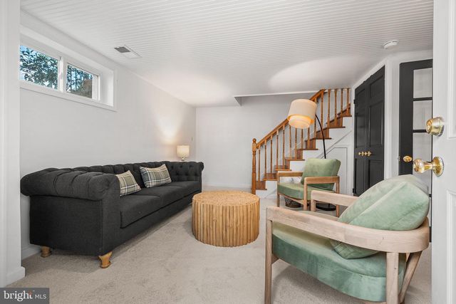 1506 WAYNE ST, Alexandria, VA 22301