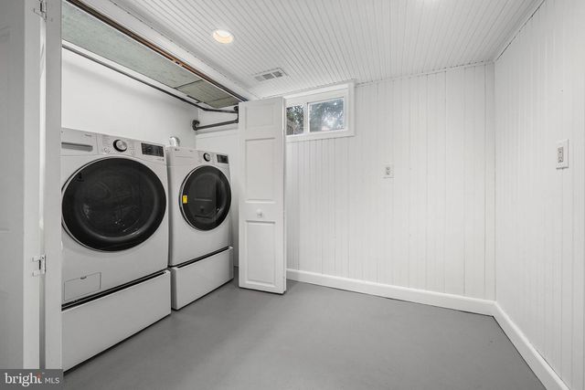1506 WAYNE ST, Alexandria, VA 22301