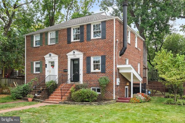 1506 WAYNE ST, Alexandria, VA 22301