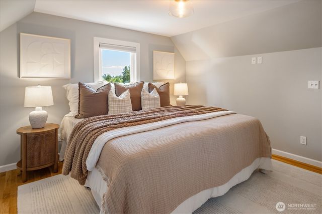 8036 9th Avenue NW, Seattle, WA 98117