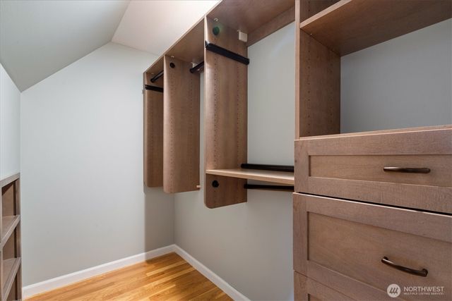 8036 9th Avenue NW, Seattle, WA 98117