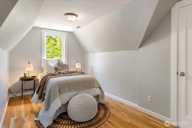 8036 9th Avenue NW, Seattle, WA 98117