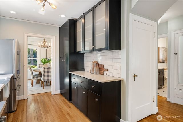 8036 9th Avenue NW, Seattle, WA 98117