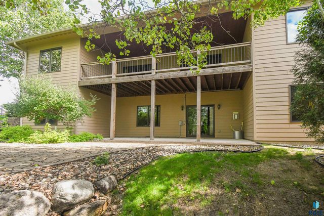 1325 W Wicklow Ct Court, Sioux Falls, SD 57108