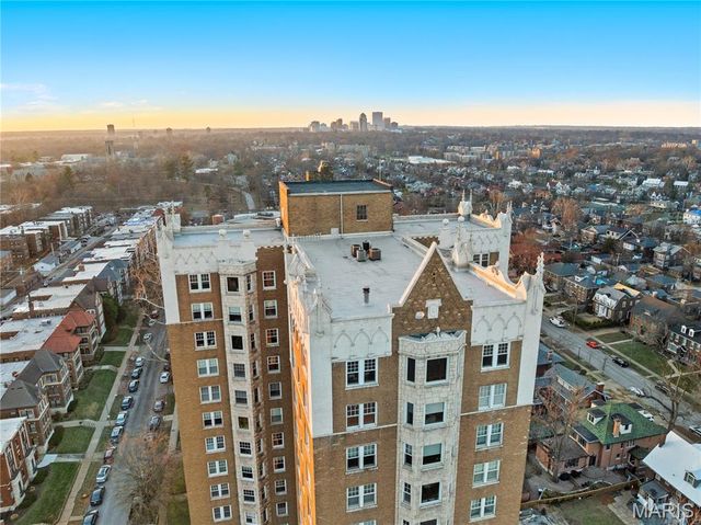 625 S Skinker Boulevard 1702, St Louis, MO 63105