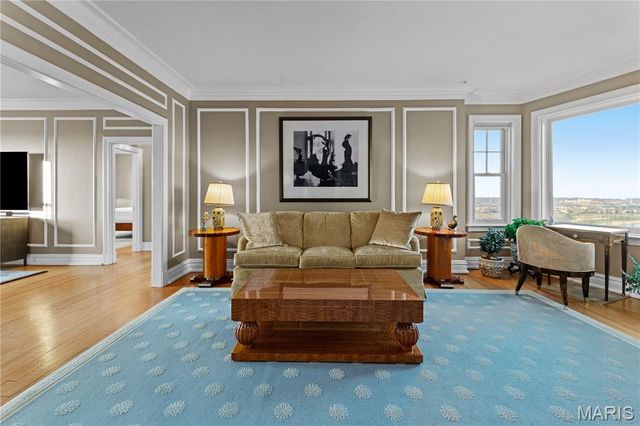 625 S Skinker Boulevard 1702, St Louis, MO 63105