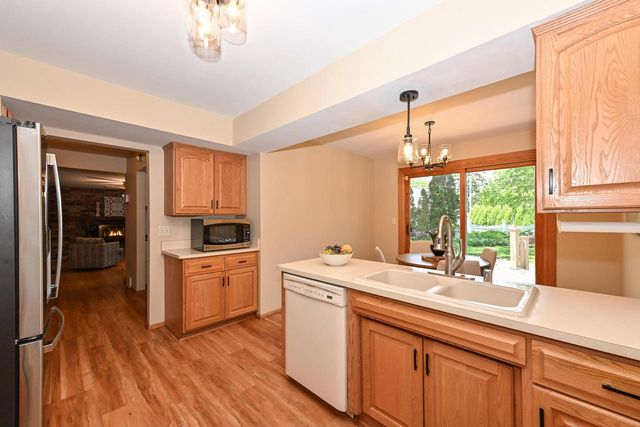 13780 W Graham STREET, New Berlin, WI 53151