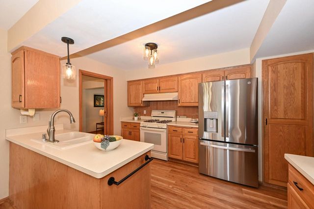 13780 W Graham STREET, New Berlin, WI 53151