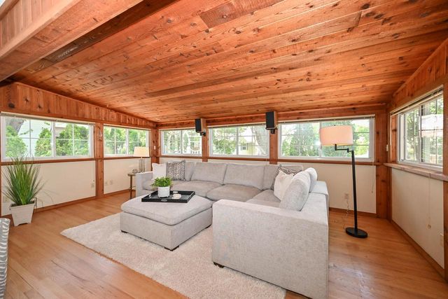 13780 W Graham STREET, New Berlin, WI 53151