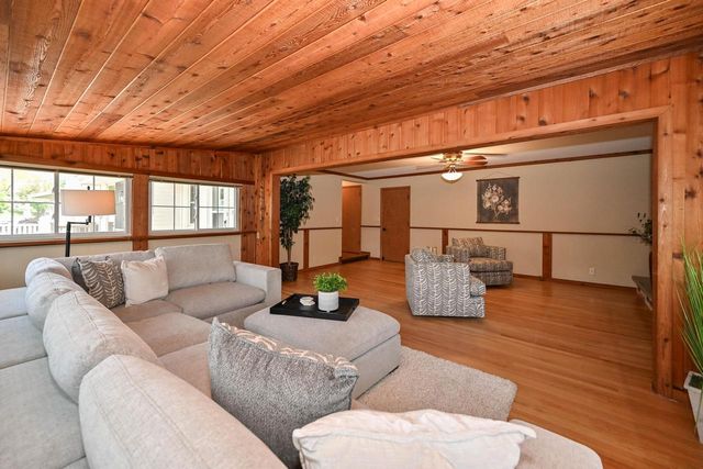 13780 W Graham STREET, New Berlin, WI 53151