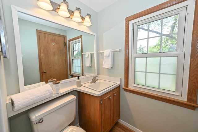 13780 W Graham STREET, New Berlin, WI 53151
