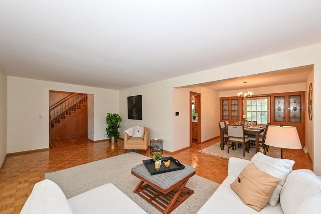 13780 W Graham STREET, New Berlin, WI 53151