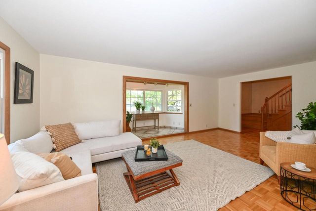13780 W Graham STREET, New Berlin, WI 53151