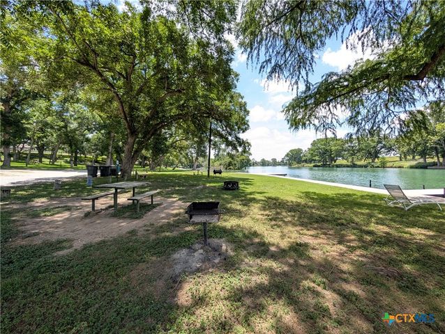 1043 Rivertree Drive, New Braunfels, TX 78130