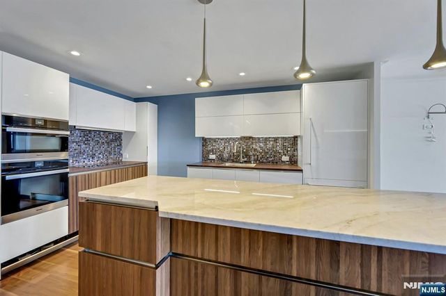 7000 Boulevard East 39G, Guttenberg, NJ 07093