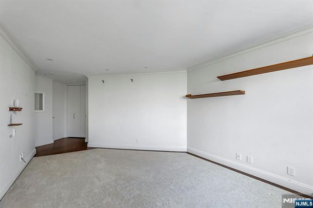 7000 Boulevard East 39G, Guttenberg, NJ 07093