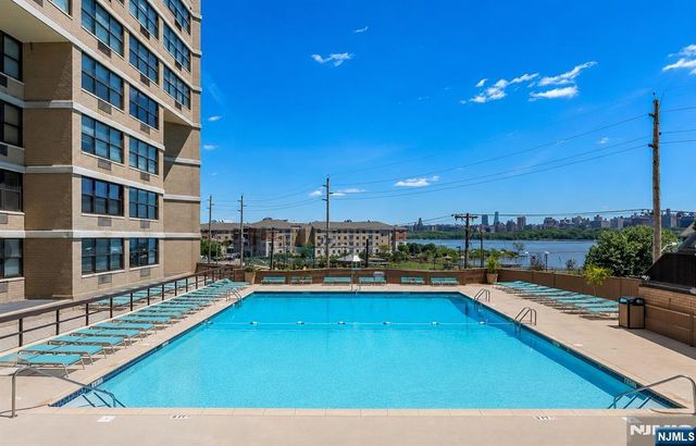 7000 Boulevard East 39G, Guttenberg, NJ 07093