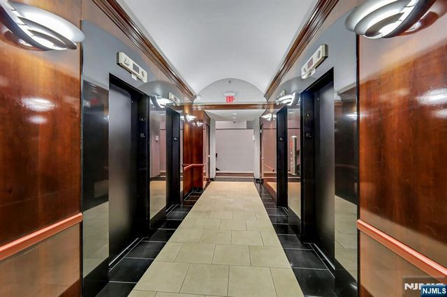 7000 Boulevard East 39G, Guttenberg, NJ 07093