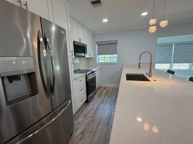 14516 CANALVIEW Drive B, Delray Beach, FL 33484