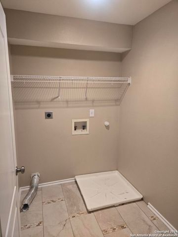 15306 Winged Foot, Selma, TX 78154