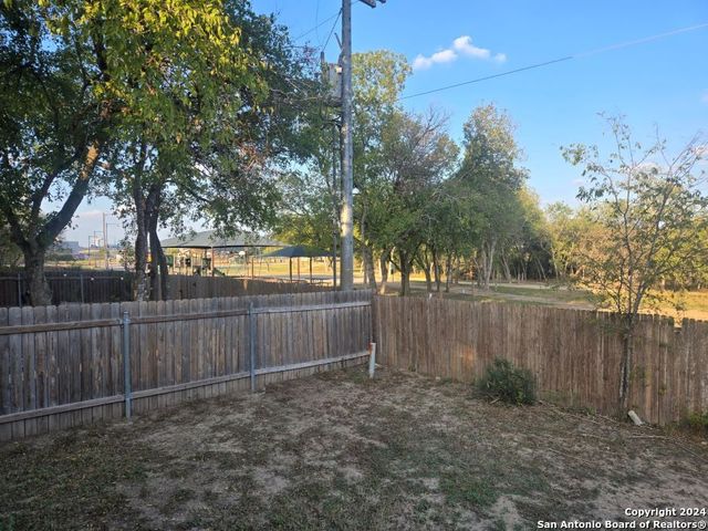 15306 Winged Foot, Selma, TX 78154