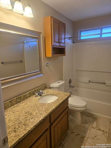 15306 Winged Foot, Selma, TX 78154