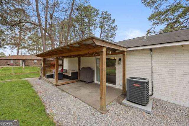 1318 Whitfield Park Drive, Savannah, GA 31406