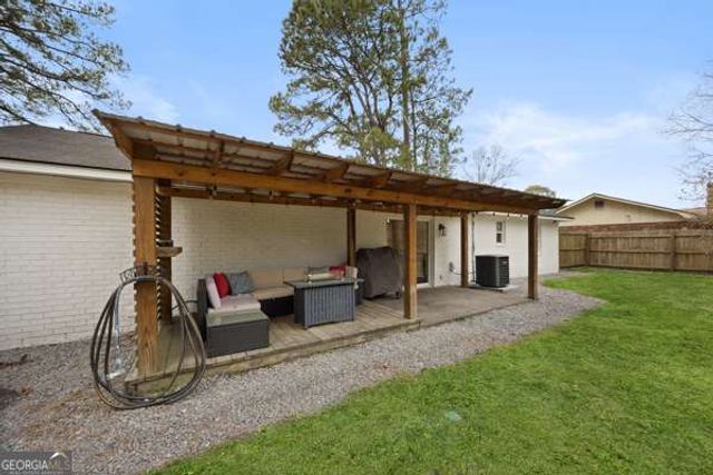 1318 Whitfield Park Drive, Savannah, GA 31406