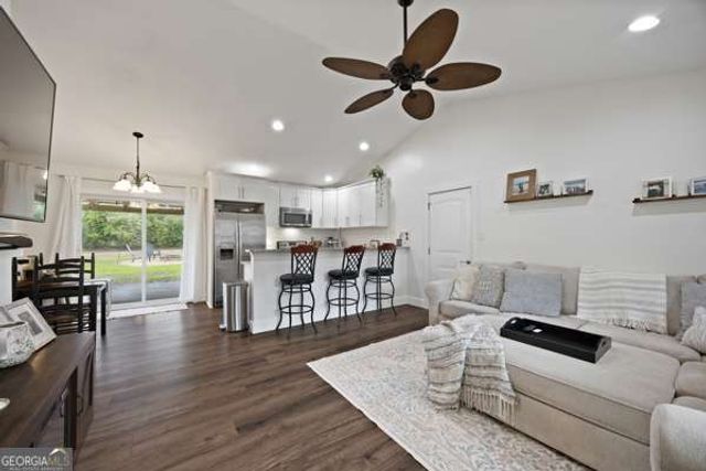 1318 Whitfield Park Drive, Savannah, GA 31406