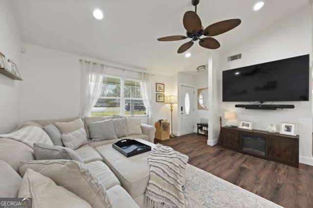 1318 Whitfield Park Drive, Savannah, GA 31406