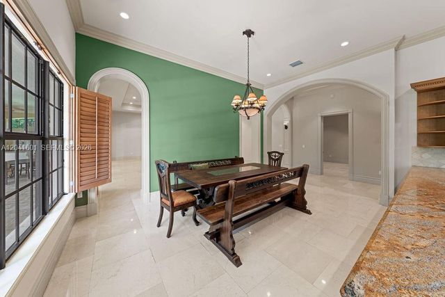 9001 SW 59th Ct, Pinecrest, FL 33156