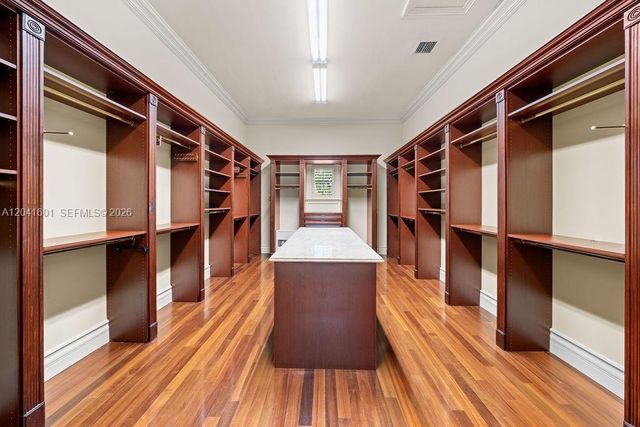 9001 SW 59th Ct, Pinecrest, FL 33156