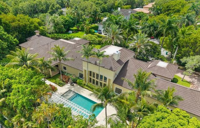 9001 SW 59th Ct, Pinecrest, FL 33156
