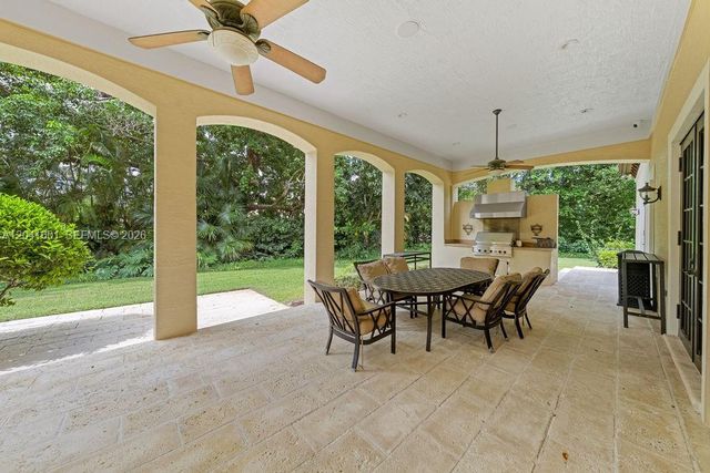 9001 SW 59th Ct, Pinecrest, FL 33156