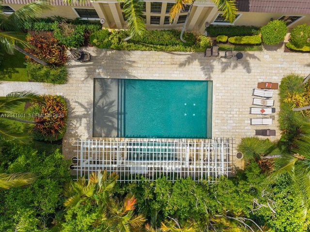 9001 SW 59th Ct, Pinecrest, FL 33156