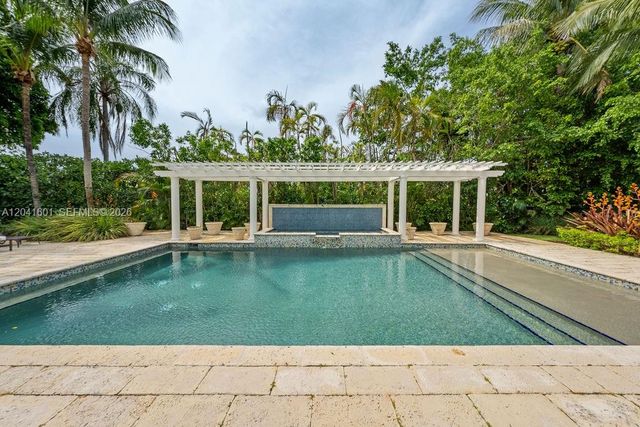 9001 SW 59th Ct, Pinecrest, FL 33156