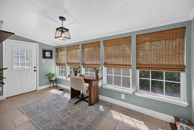3353 Whitney Street, Lupton City, TN 37351