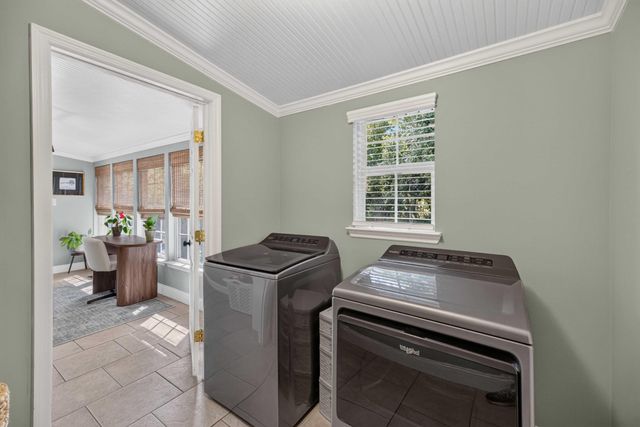 3353 Whitney Street, Lupton City, TN 37351