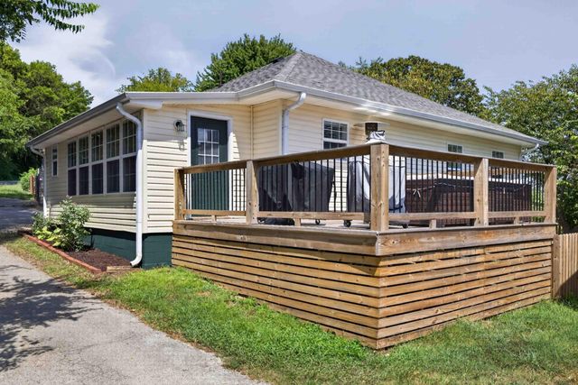 3353 Whitney Street, Lupton City, TN 37351