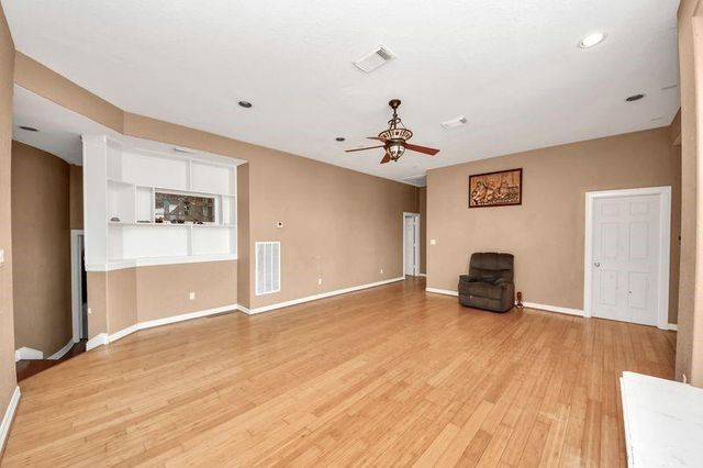 8930 Water Crest Trail, Richmond, TX 77469